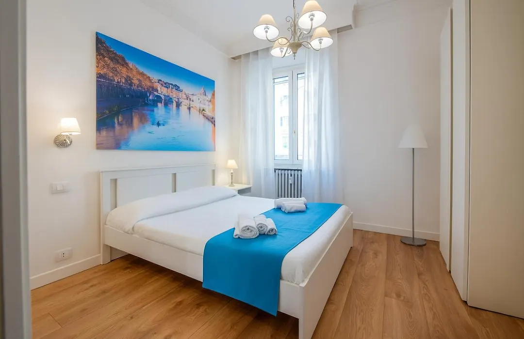 Benny Gold - Elegant Apartment Right Next To The Metro-1